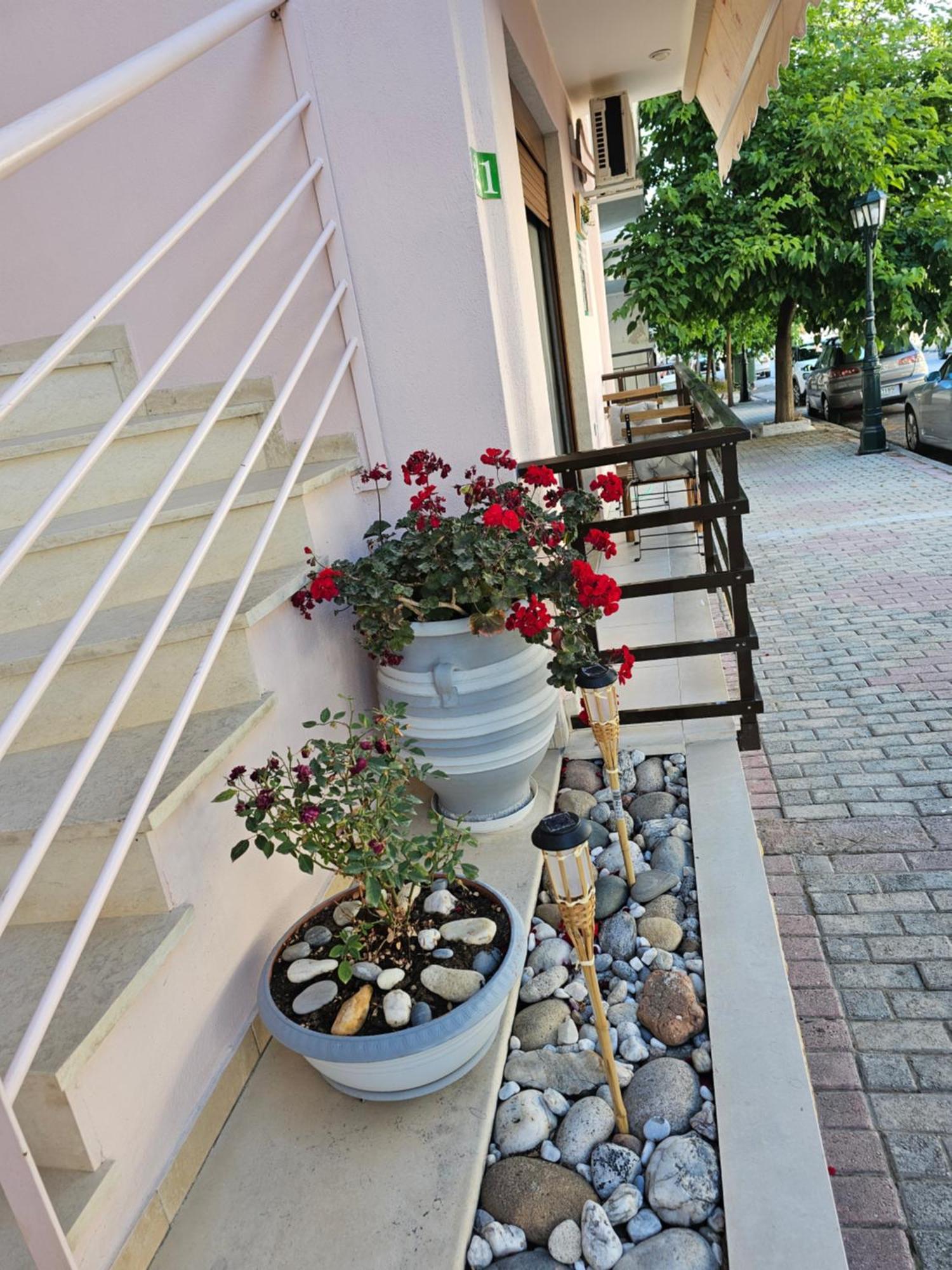 Modern Apartment Kallithea 1 Ngoại thất bức ảnh